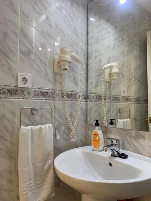 Edif Casablanca Apartamento Nerja Exterior foto